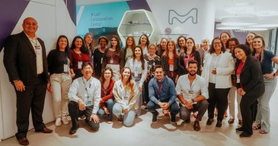 19 SMI-24 Visita MLab.jpg